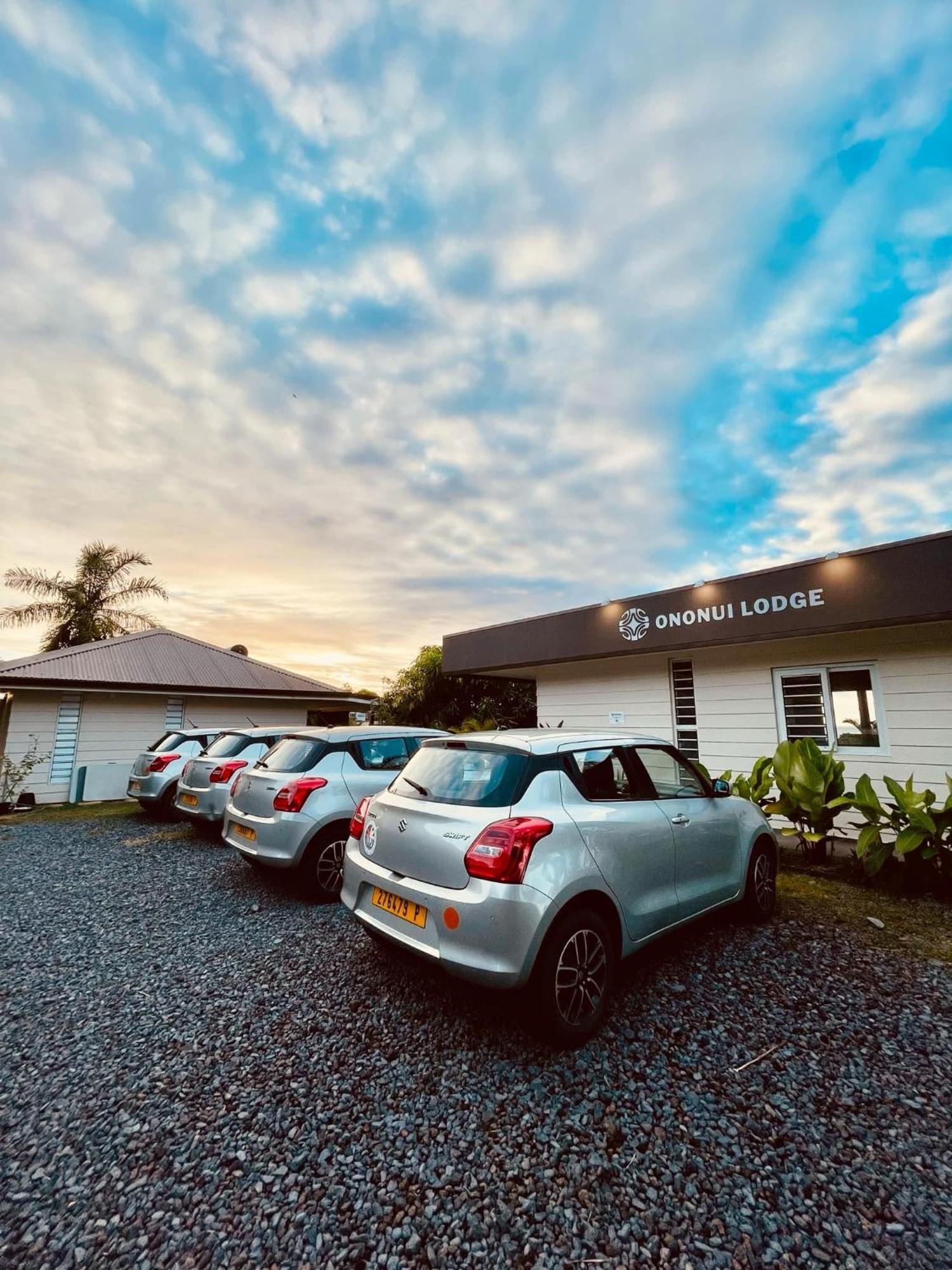 Ononui Airport Studio Faaa Exterior photo